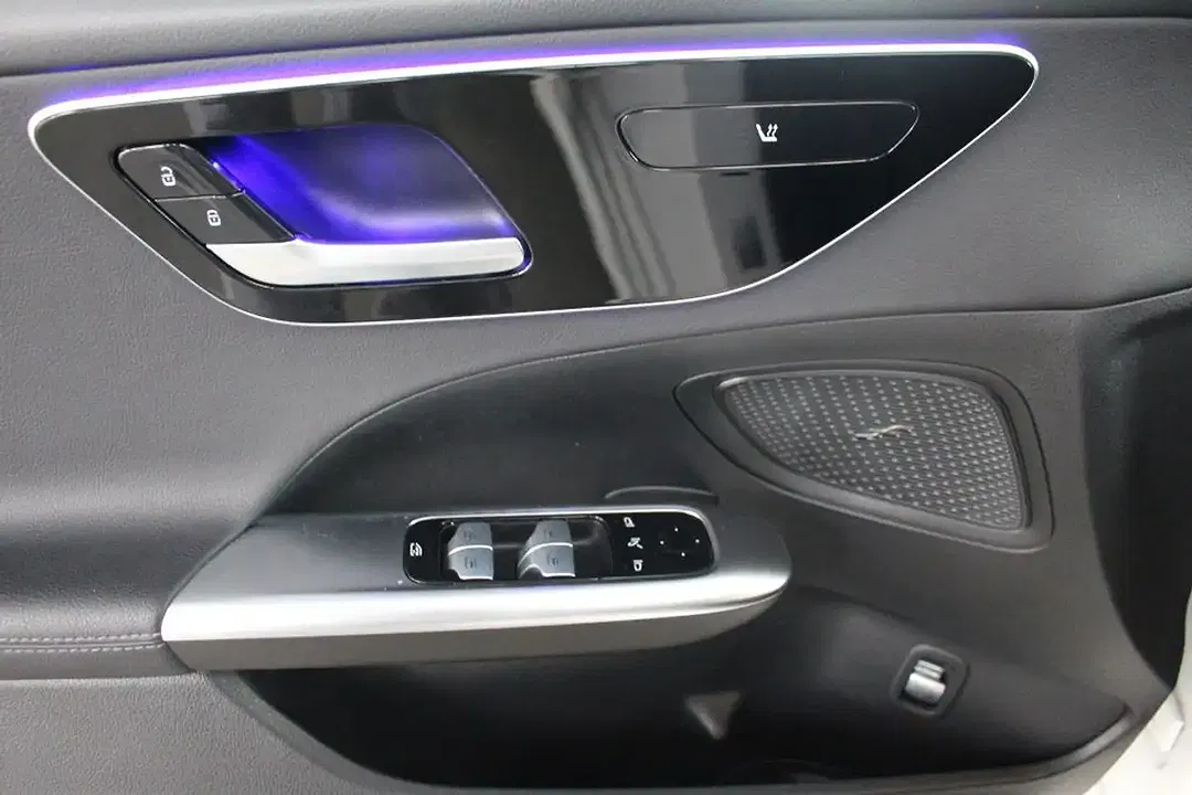 Mercedes-Benz C 220 MBUX Avantgarde - Thumbnail 7