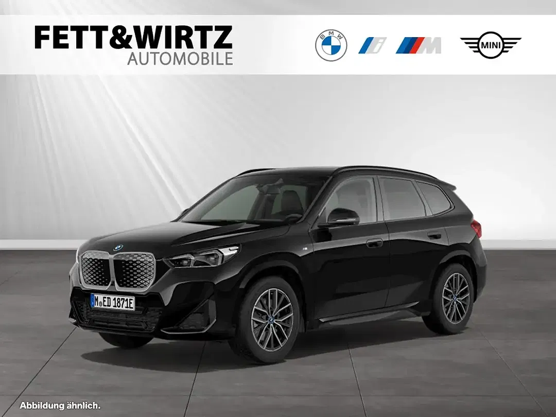 BMW iX1 xDrive M - foto 1