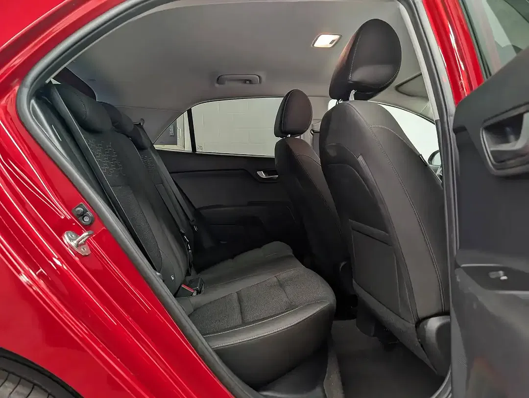 Kia Rio 1.0 - Thumbnail 6