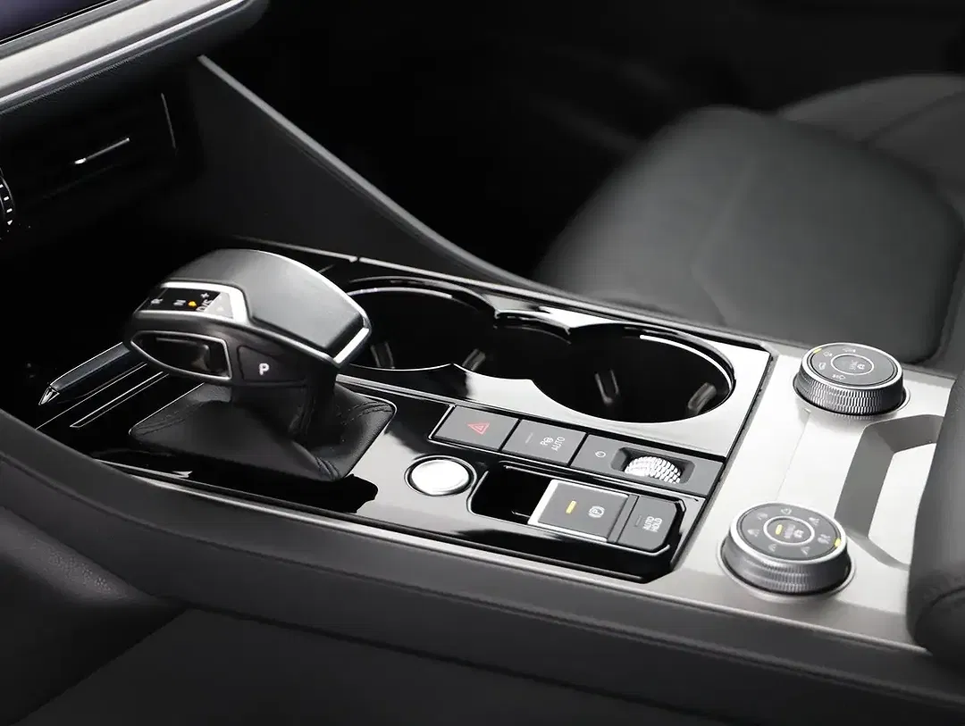 Volkswagen Touareg eHybrid 4Motion Elegance - Thumbnail 18