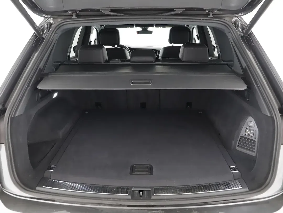 Volkswagen Touareg eHybrid 4Motion Elegance - Thumbnail 25