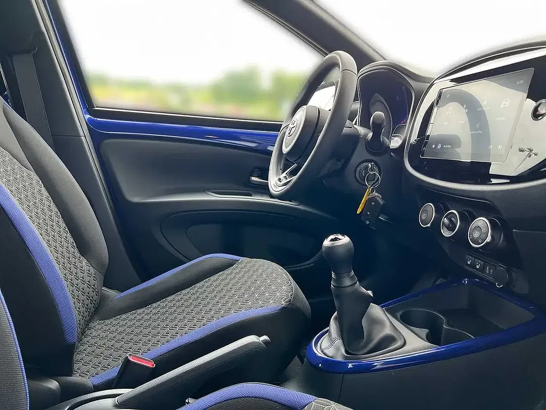 Toyota Aygo X Teamplayer - Thumbnail 6