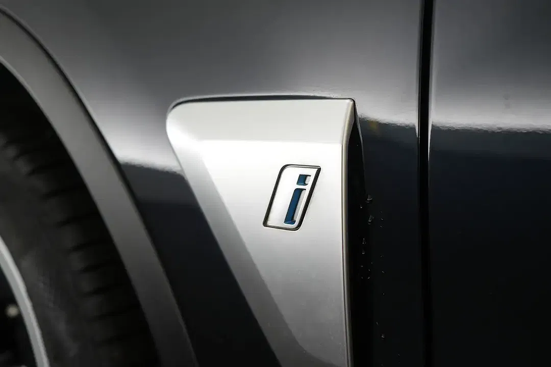 BMW iX3 - foto 19