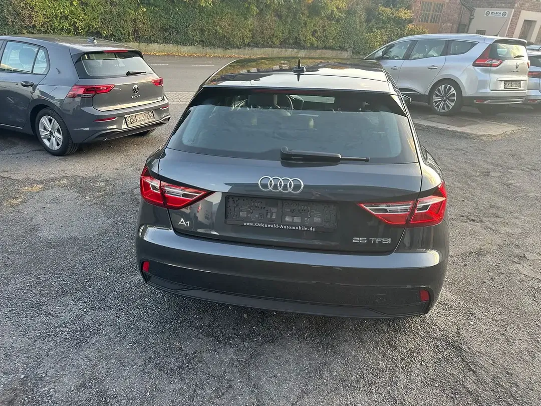 Audi A1 25 TFSI Sportback S line - Thumbnail 4
