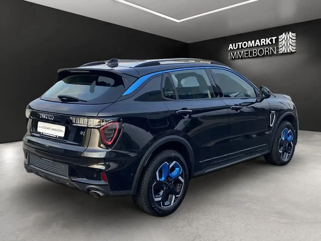 Lynk & Co 01 - Thumbnail 5