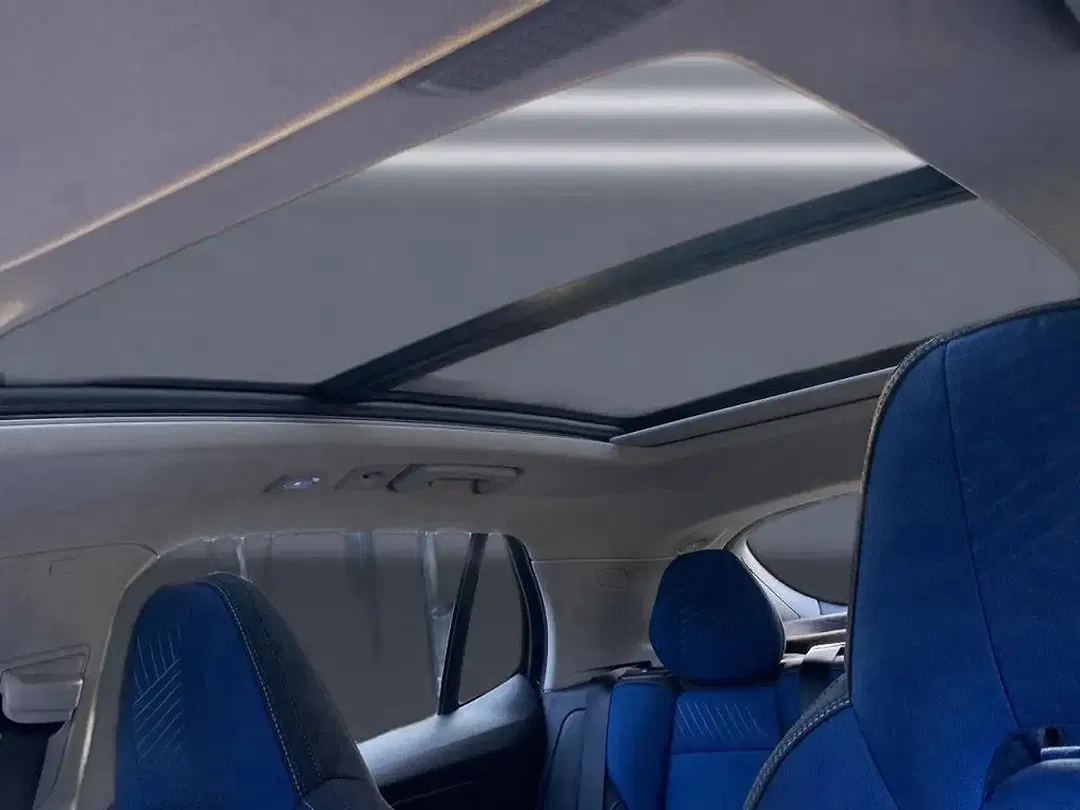 Lynk & Co 01 - Thumbnail 7