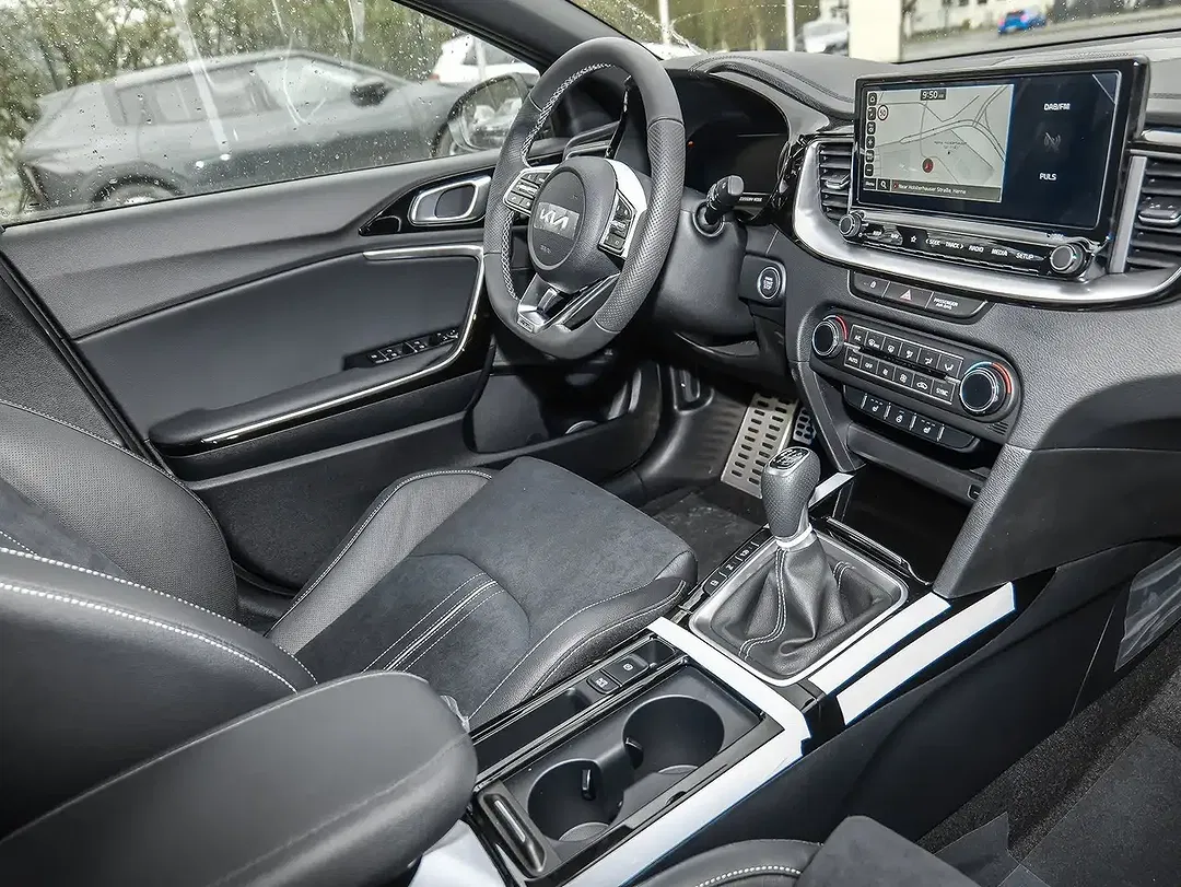 Kia Ceed / cee'd 1.5 T-GDI GT GT-Line - Thumbnail 3