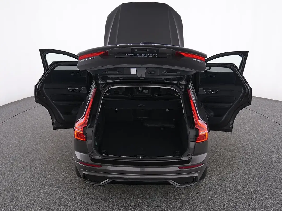 Volvo XC60 B5 AWD Ultra Dark - Thumbnail 13