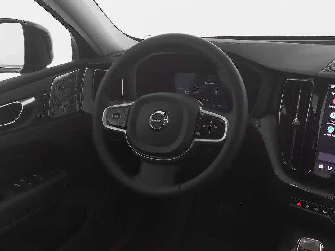 Volvo XC60 B5 AWD Ultra Dark - Thumbnail 4