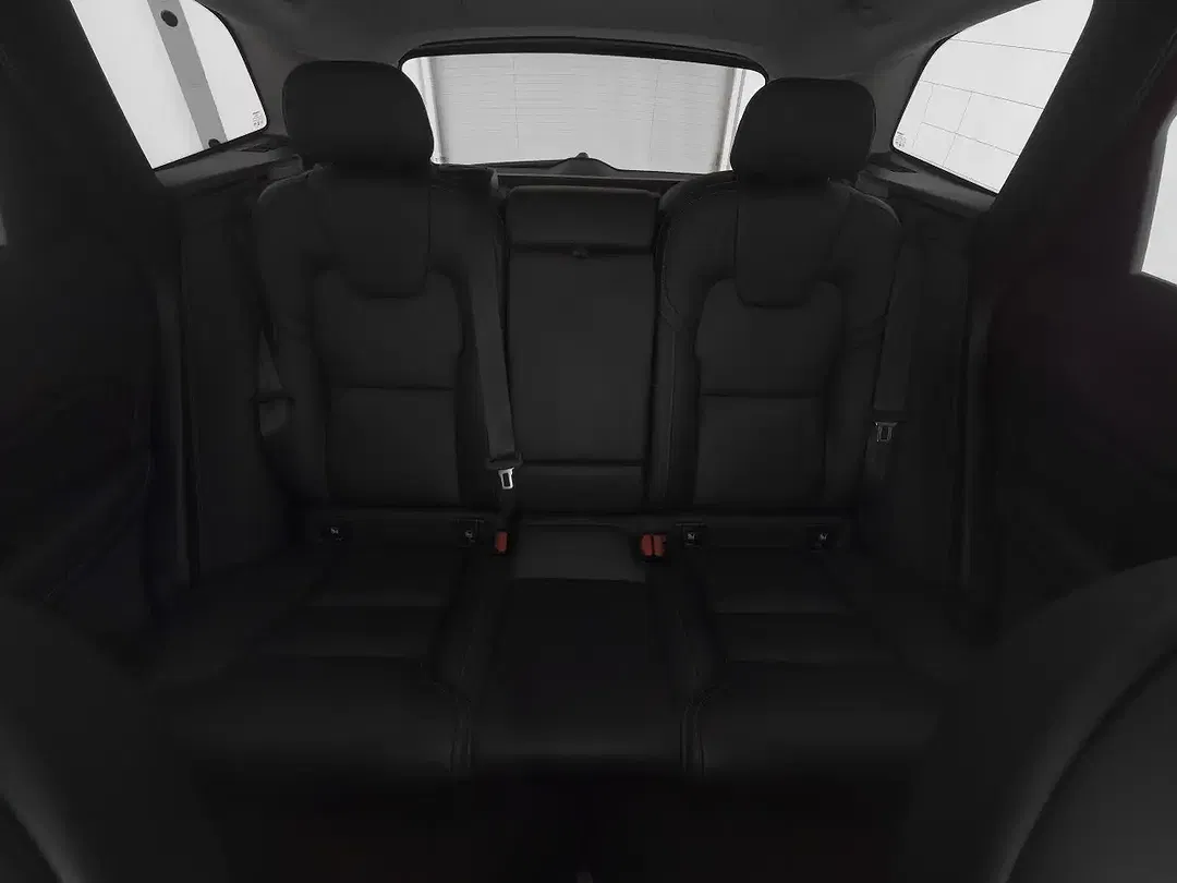 Volvo XC60 B5 AWD Ultra Dark - Thumbnail 5