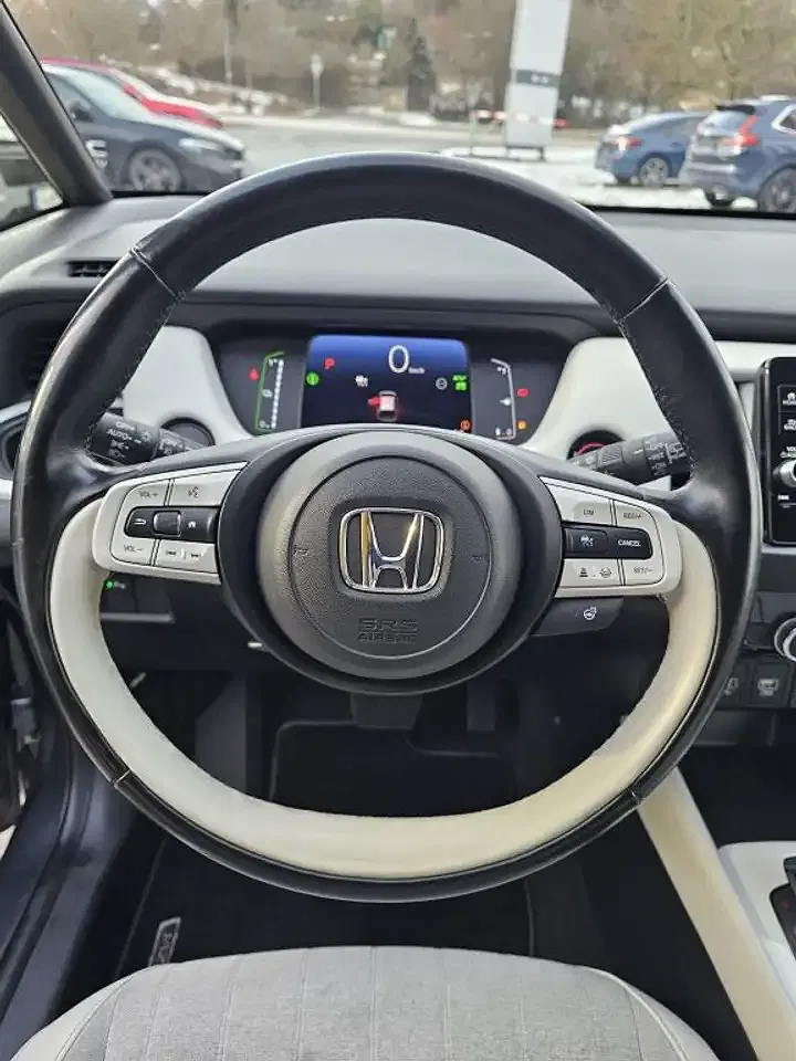 Honda Jazz 1.5 i-MMD Hybrid e-CVT Executive - Thumbnail 3