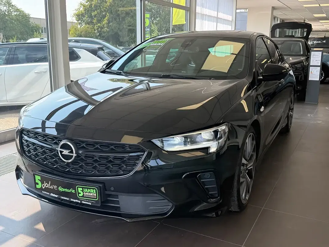 Opel Insignia 2.0 4x4 GSi - foto 1