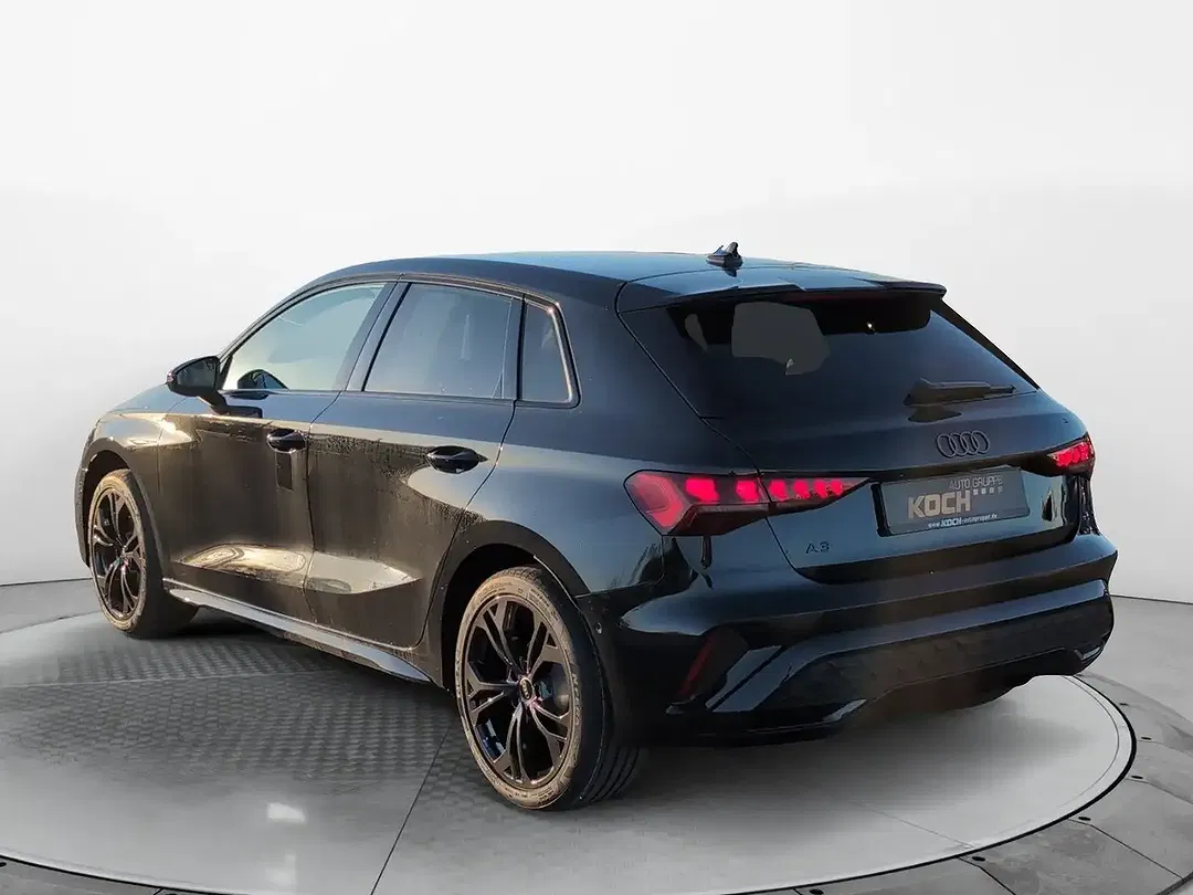 Audi A3 TFSI S tronic S line - Thumbnail 3