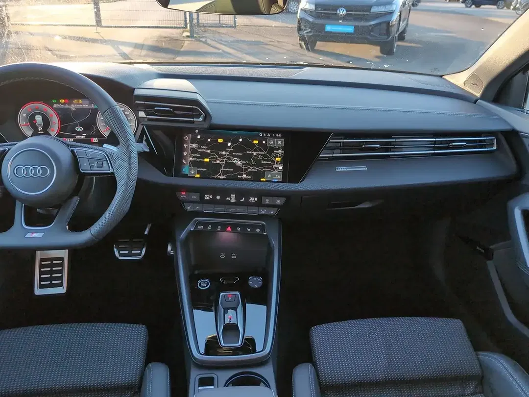 Audi A3 TFSI S tronic S line - Thumbnail 8