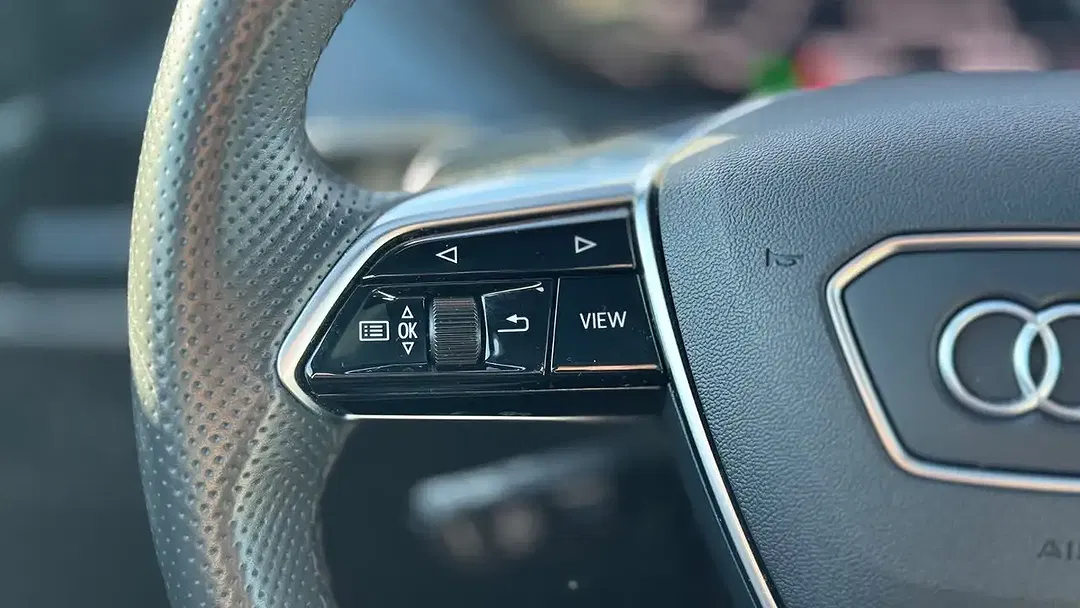 Audi e-tron GT quattro - Thumbnail 12