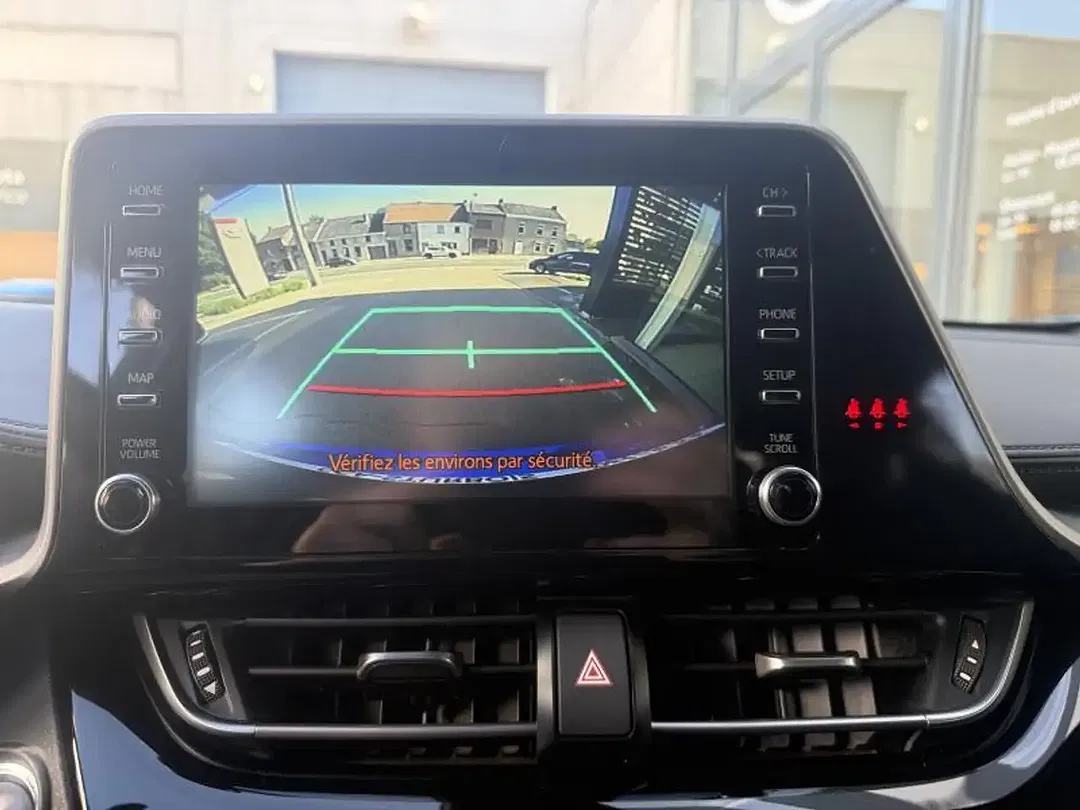 Toyota C-HR - Thumbnail 11