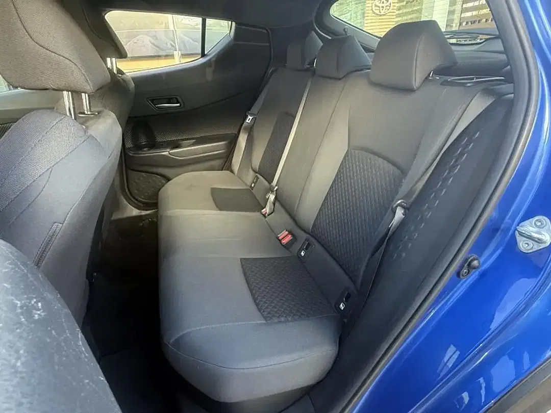 Toyota C-HR - Thumbnail 13