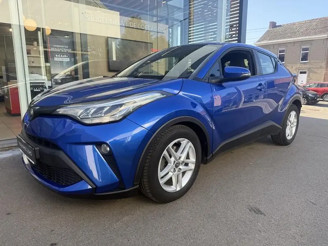 Toyota C-HR - Thumbnail 3