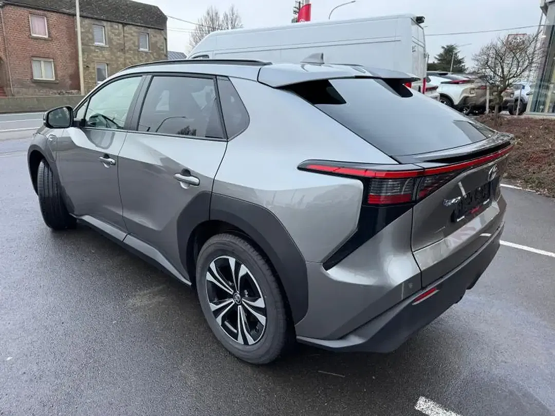 Toyota bZ4X EV Business Edition Plus - foto 2