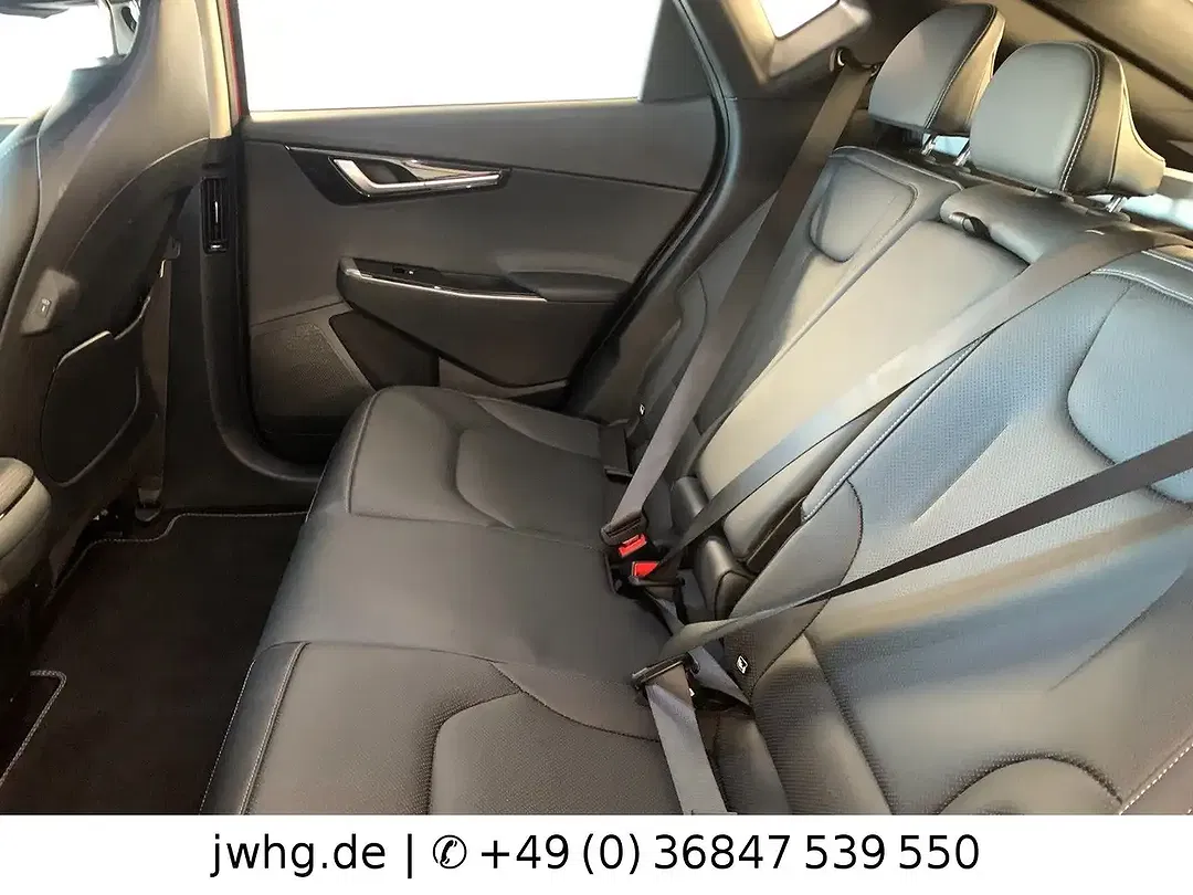 Kia EV6 - Thumbnail 8