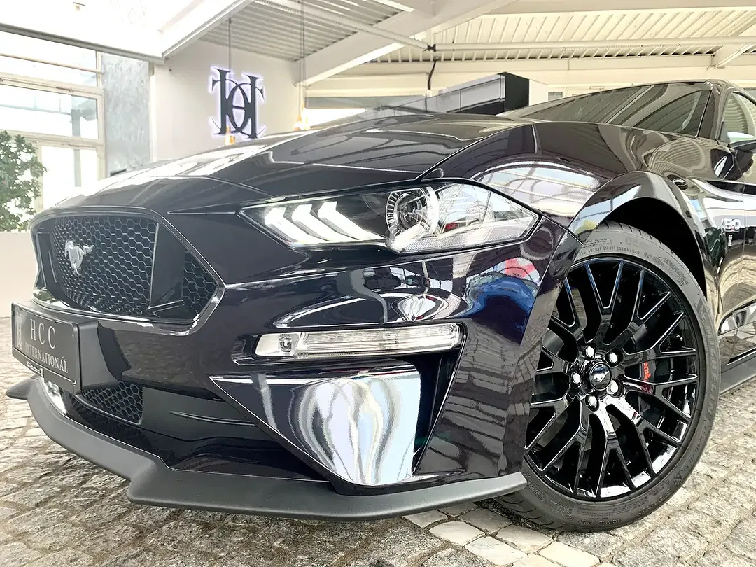 Ford Mustang AUT GT - Thumbnail 3