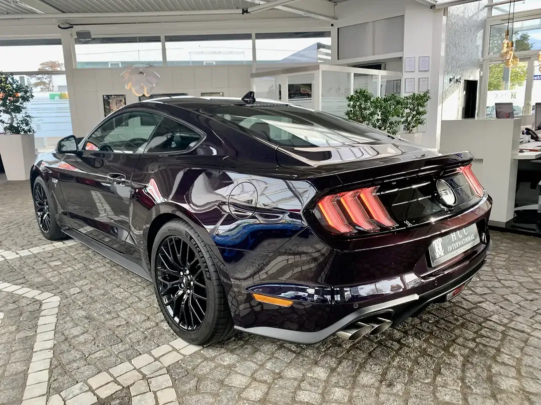 Ford Mustang AUT GT - Thumbnail 4