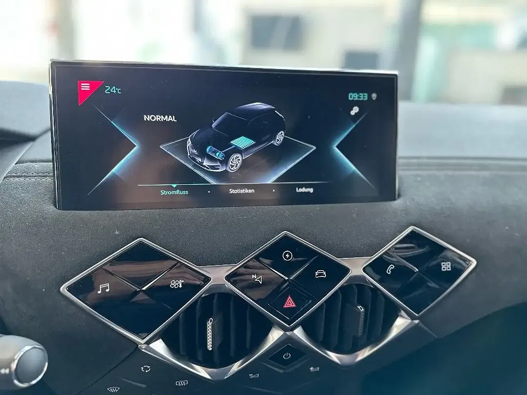 DS Automobiles DS 3 Crossback - Thumbnail 18