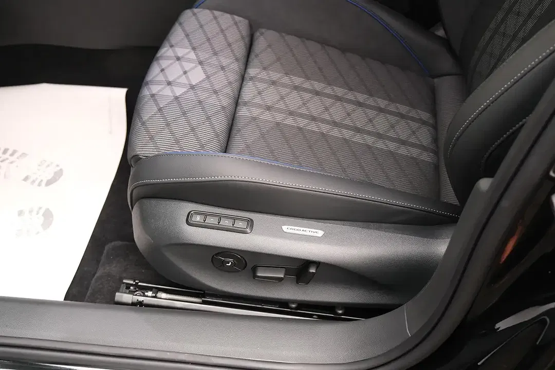 Volkswagen Passat Variant 2.0 TDI DSG 4Motion R-Line Pro - Thumbnail 13