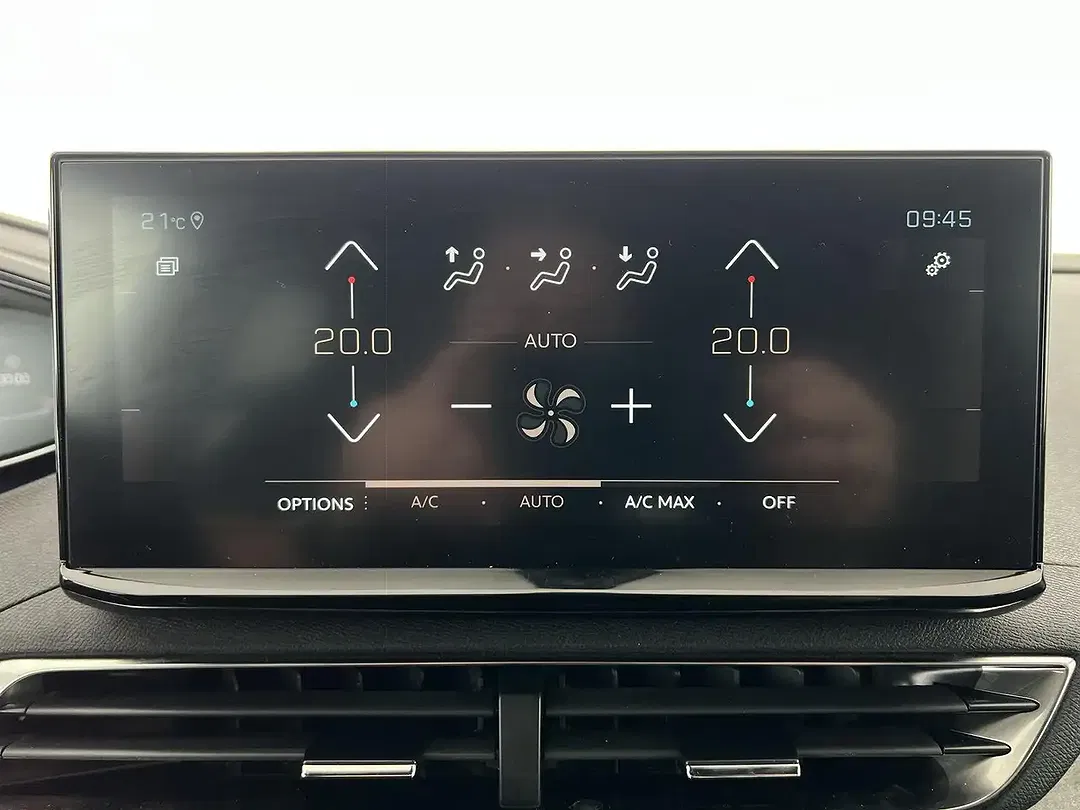 Peugeot 3008 GT - Thumbnail 14