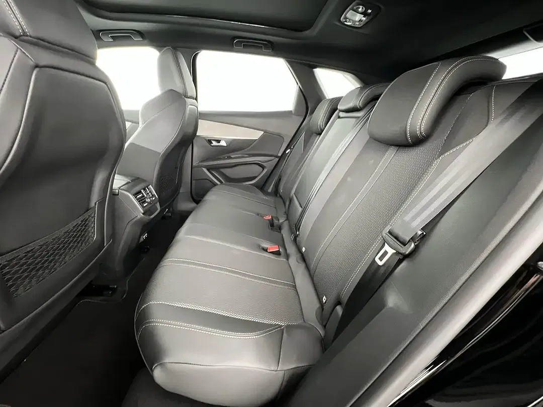 Peugeot 3008 GT - Thumbnail 9