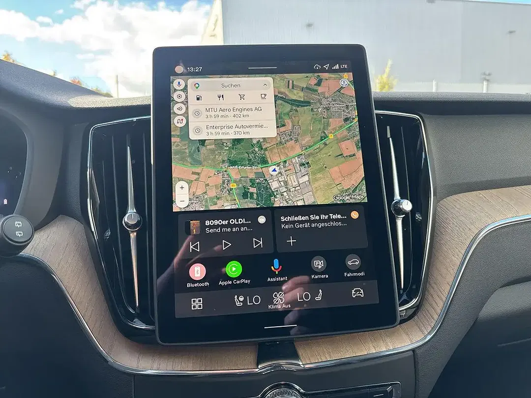 Volvo XC60 B5 AWD Plus Dark - Thumbnail 12