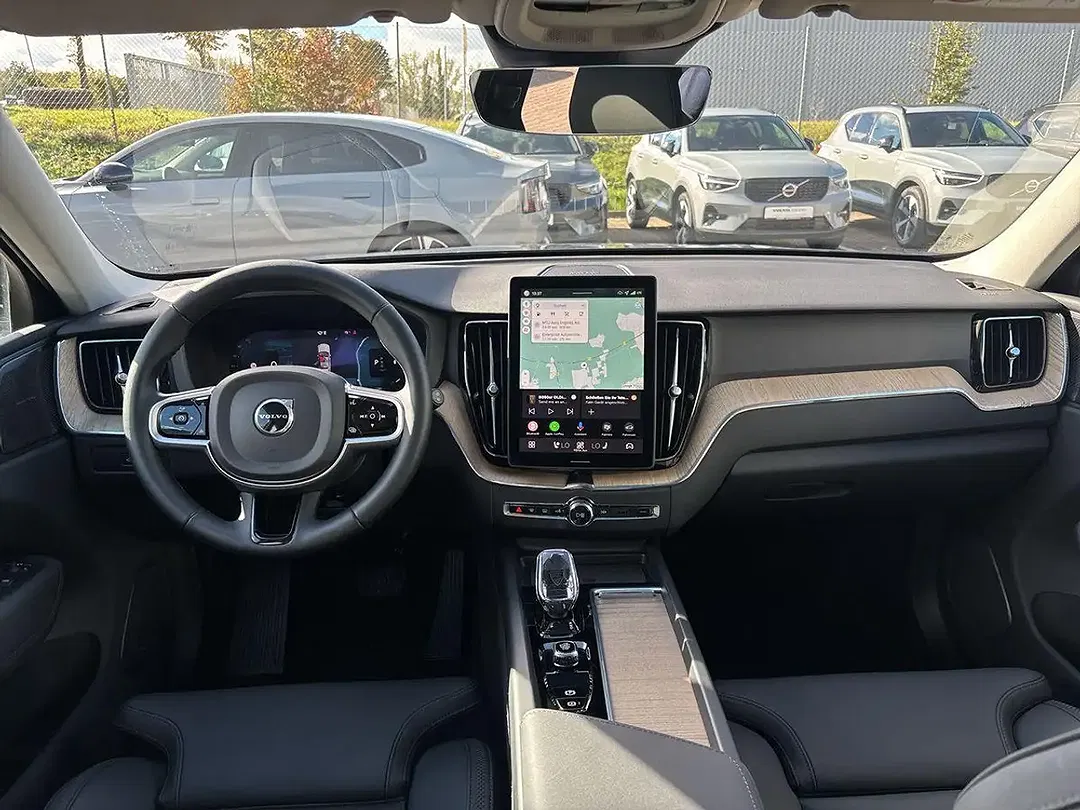 Volvo XC60 B5 AWD Plus Dark - foto 15