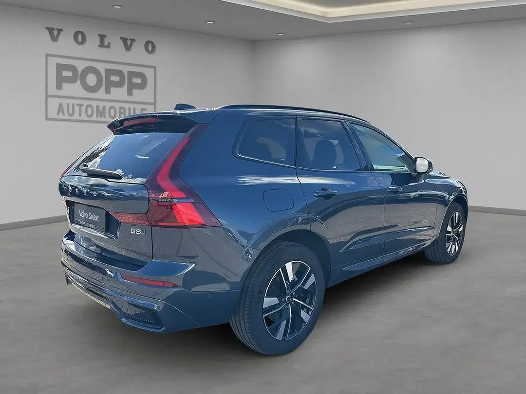 Volvo XC60 B5 AWD Plus Dark - Thumbnail 5