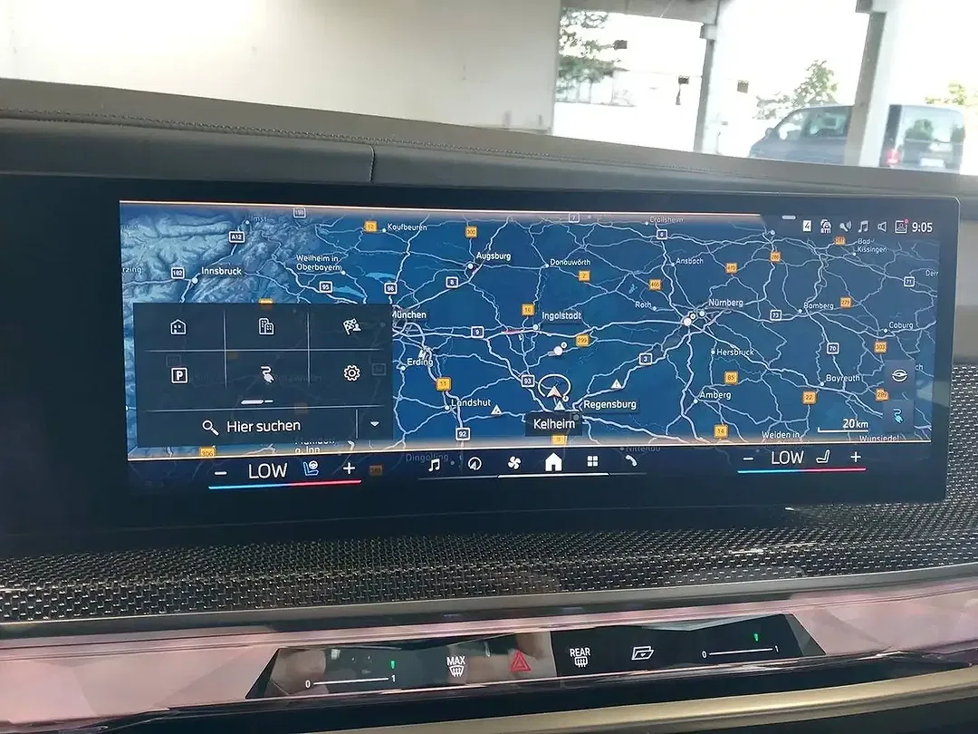 BMW i7 xDrive M Sport - Thumbnail 9