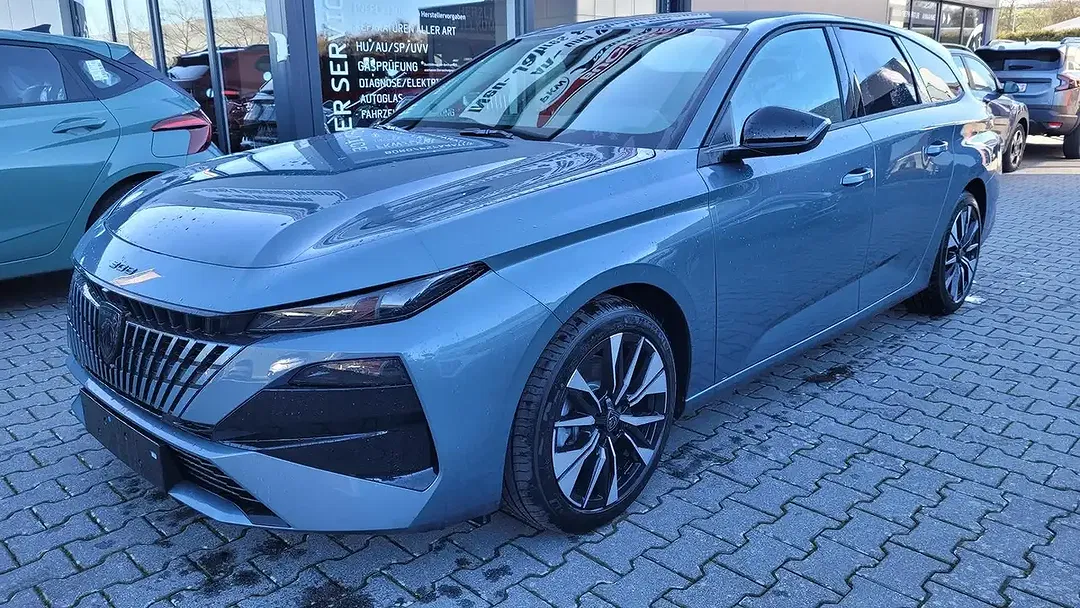 Peugeot 308 Allure SW - Thumbnail 1