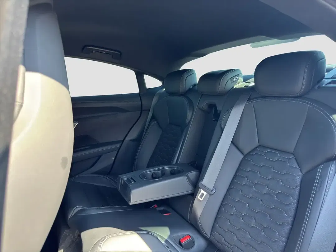 Audi RS e-tron GT Matrix LED Pro - Thumbnail 12