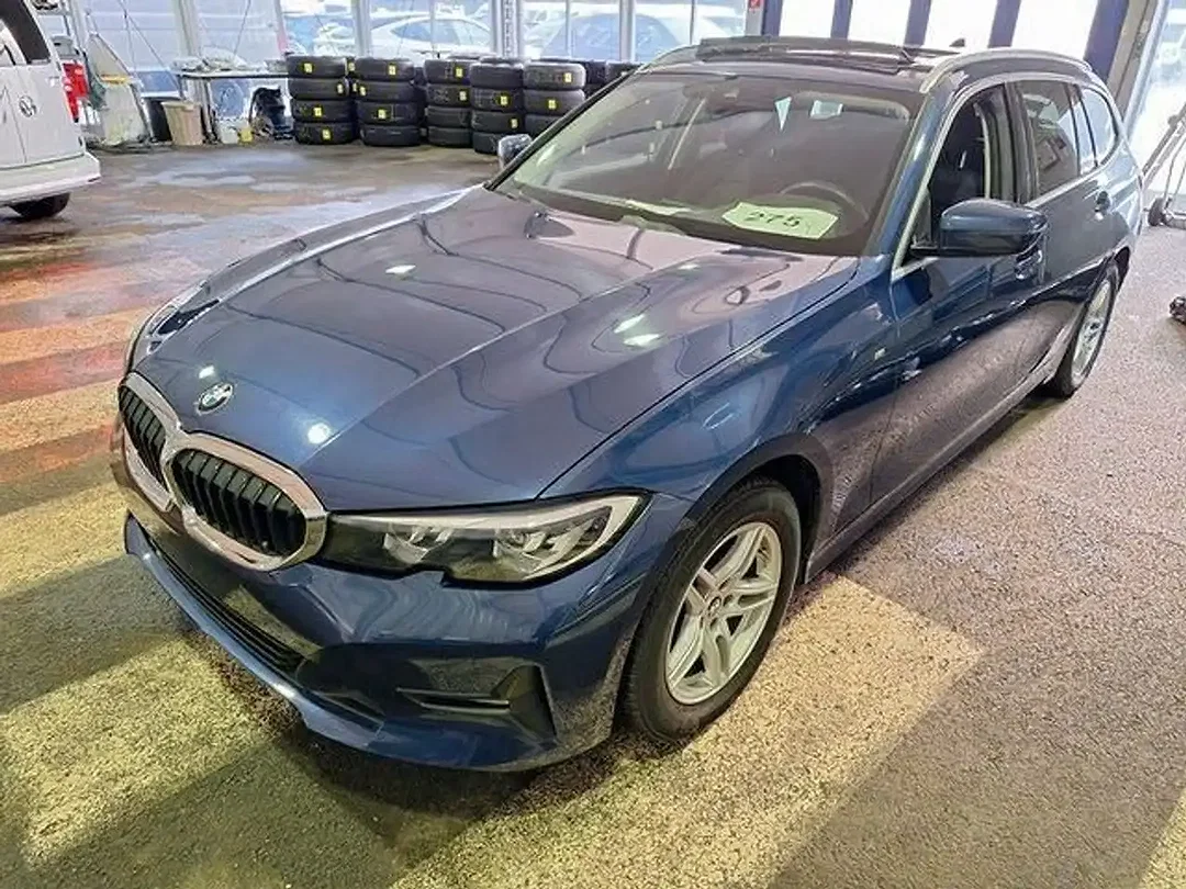 BMW 318 Touring Plus - Afbeelding 1