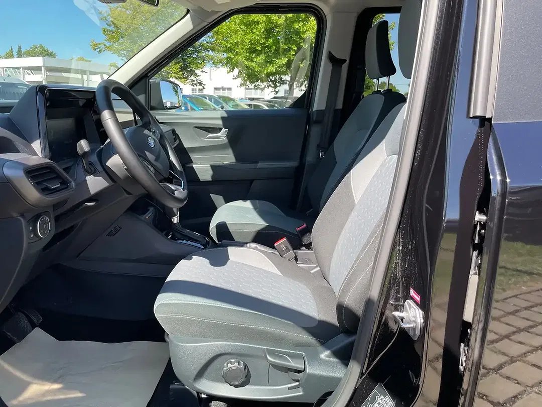 Ford Tourneo Courier Titanium - Thumbnail 19