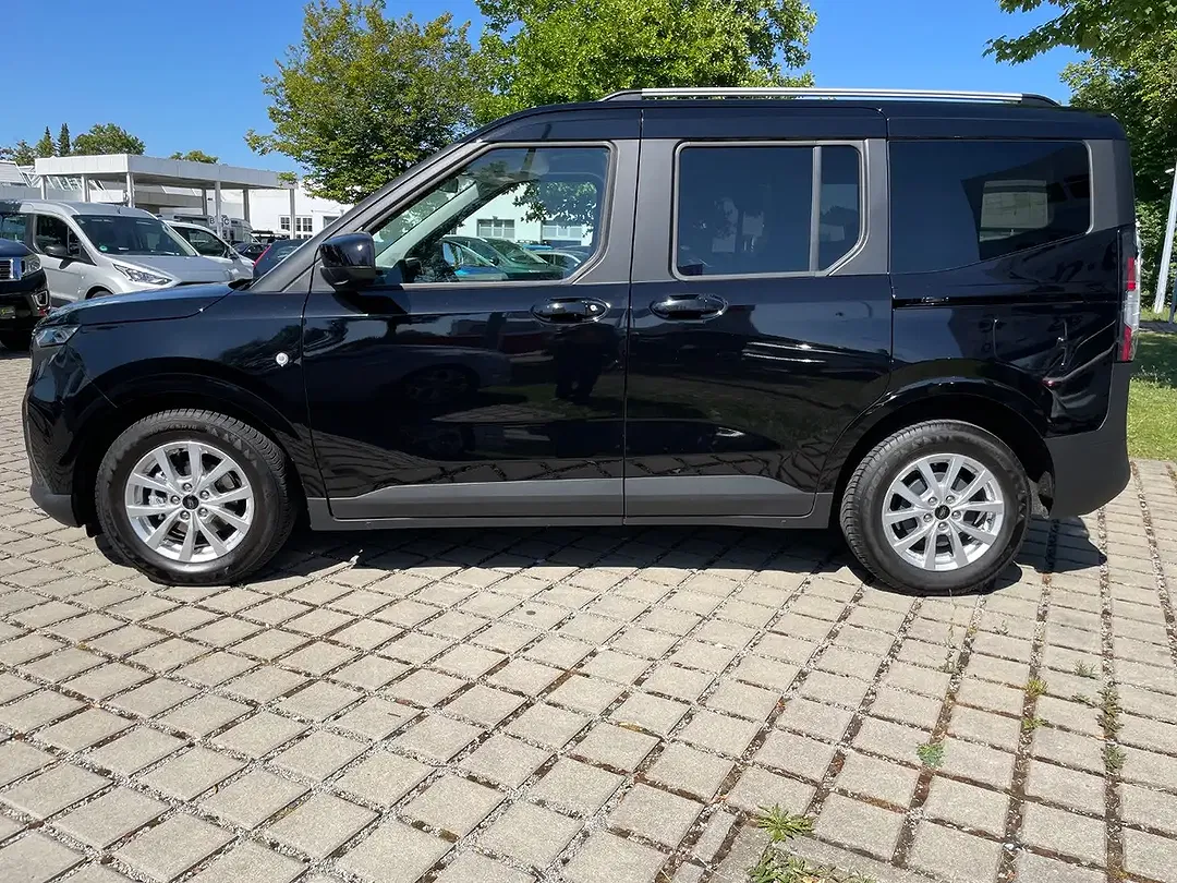 Ford Tourneo Courier Titanium - Thumbnail 24