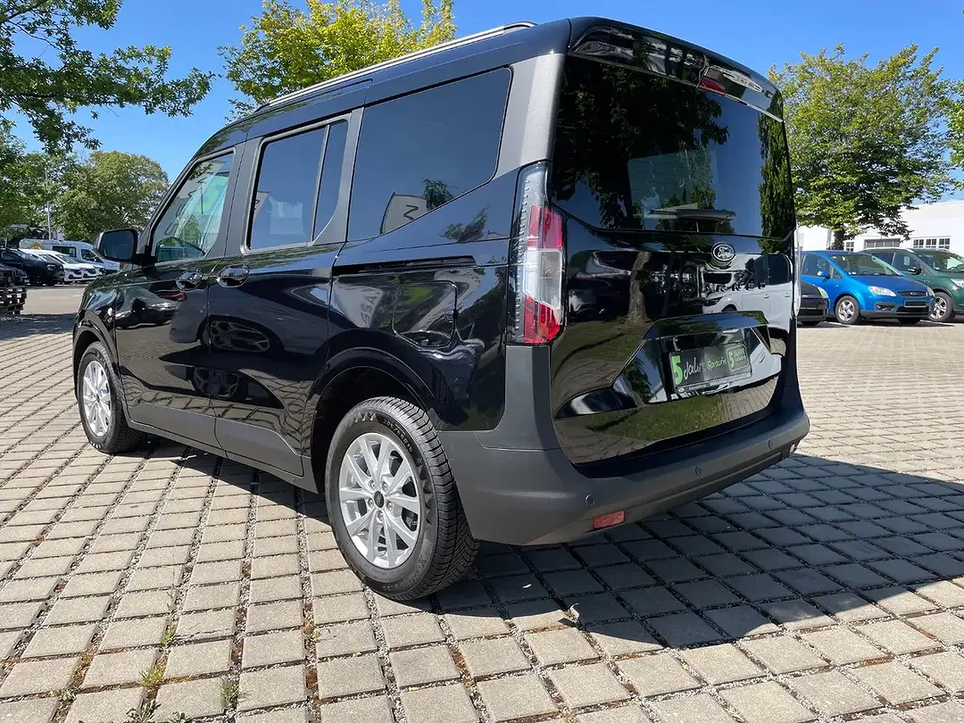 Ford Tourneo Courier Titanium - Thumbnail 4