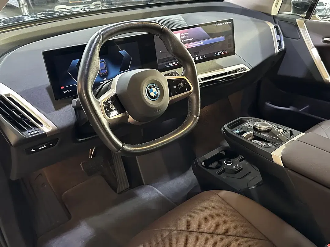BMW iX xDrive - Thumbnail 7