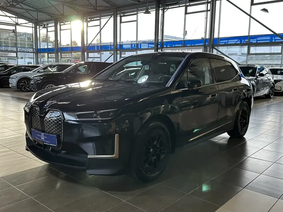BMW iX xDrive - foto 2