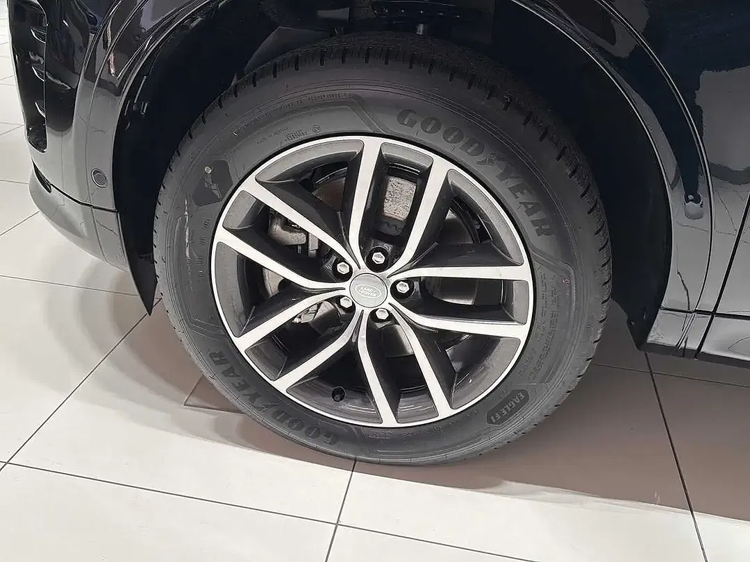 Land Rover Discovery Sport D200 SE - Thumbnail 12