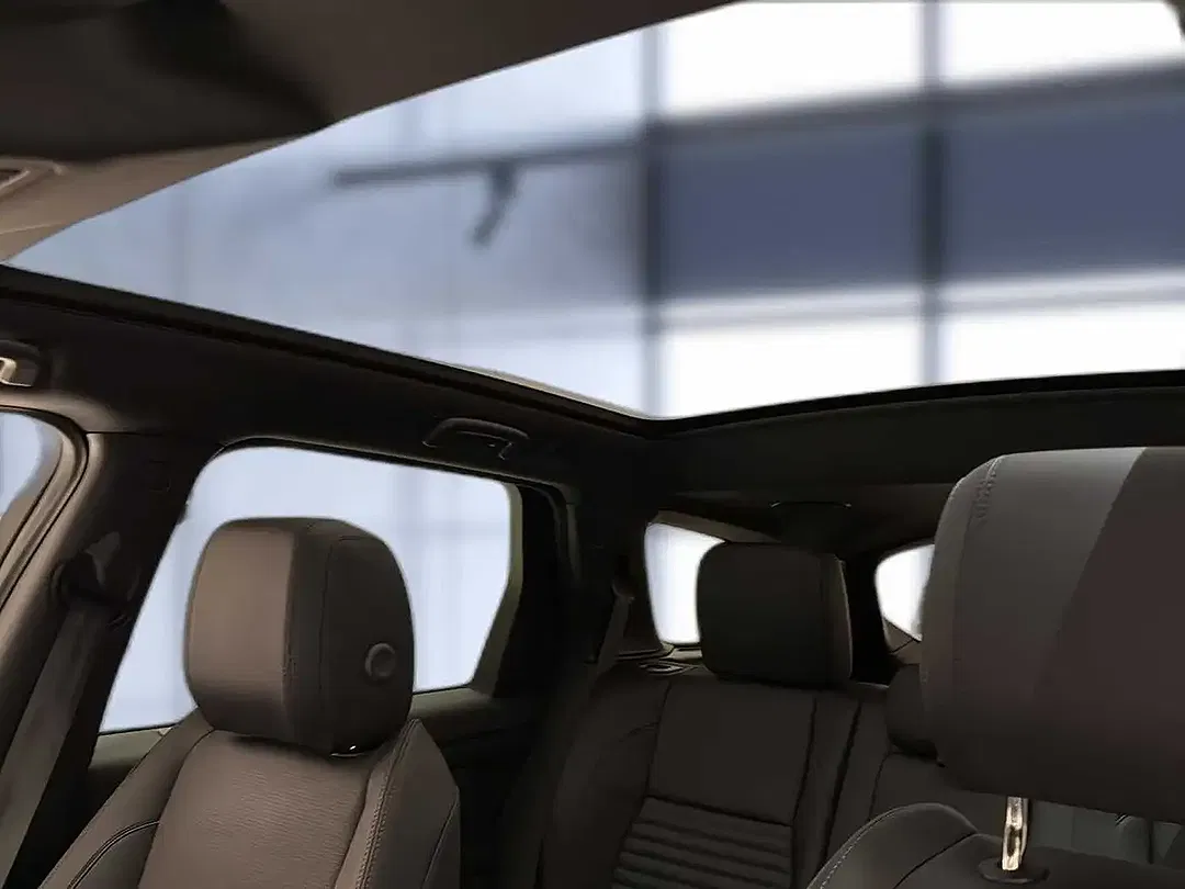 Land Rover Discovery Sport D200 SE - Thumbnail 9