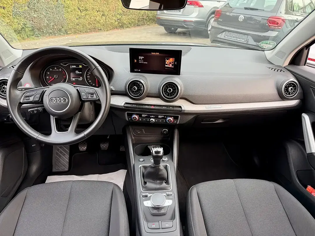 Audi Q2 30 TFSI - Thumbnail 9