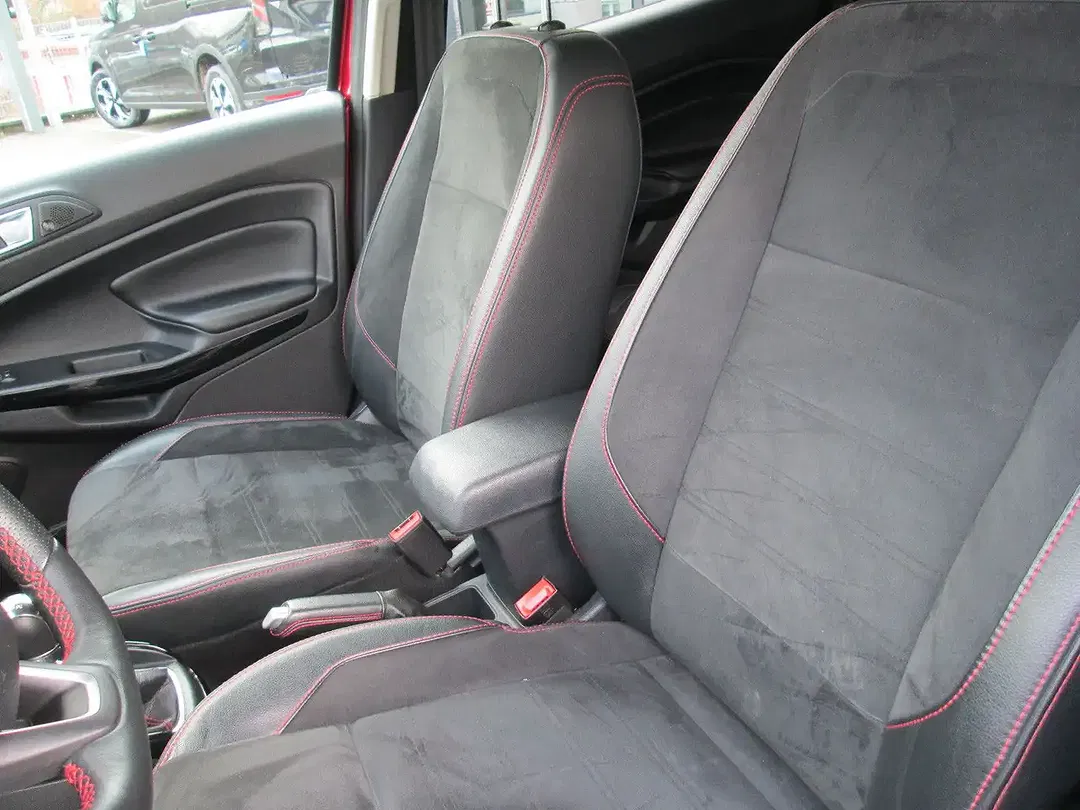 Ford EcoSport ST-Line - Thumbnail 18
