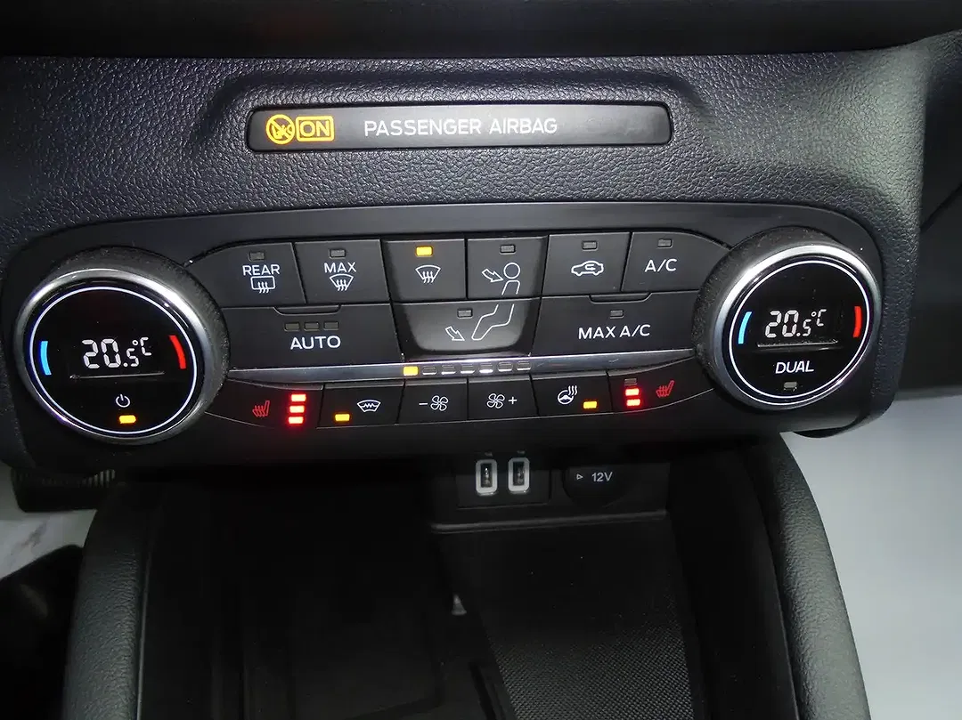 Ford Kuga AUT 4x4 Titanium X - Thumbnail 11