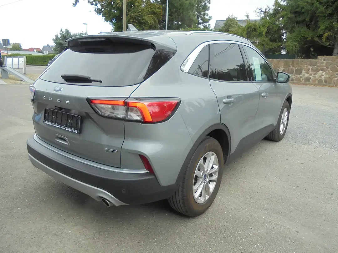 Ford Kuga AUT 4x4 Titanium X - Thumbnail 4