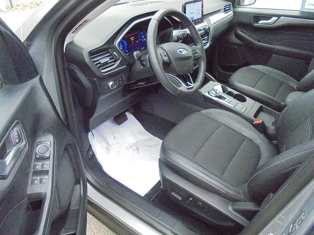 Ford Kuga AUT 4x4 Titanium X - Thumbnail 6
