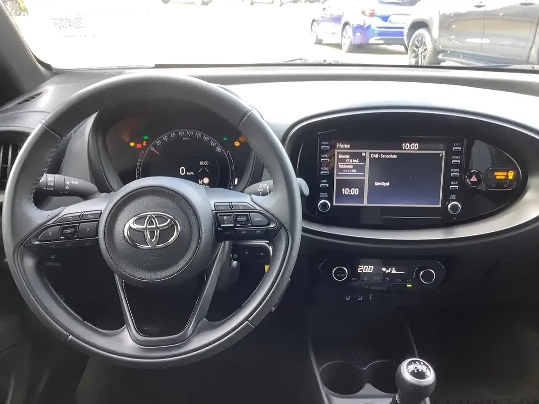 Toyota Aygo Air Active - Thumbnail 8